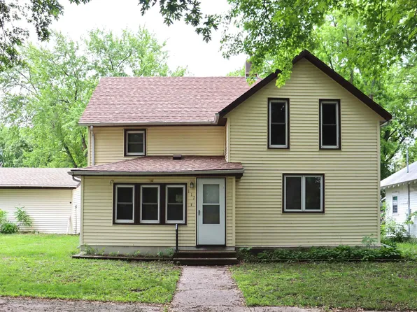 117 4th St E, Jasper, MN 56144