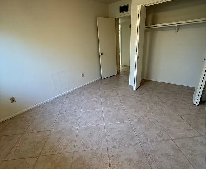 2290 N Camino De Esperanto — Photo 28