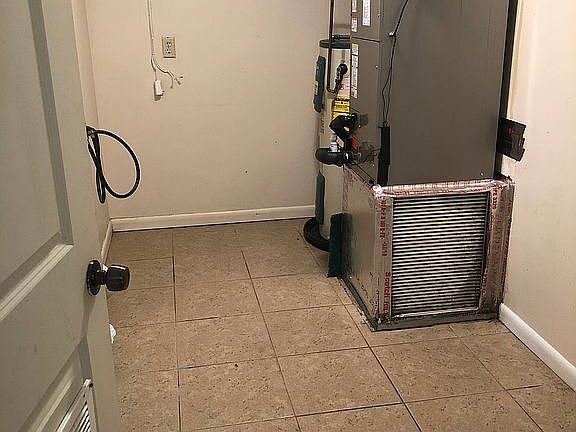 Laundry room/mudroom