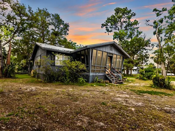 1715 NE King St, Steinhatchee, FL 32359