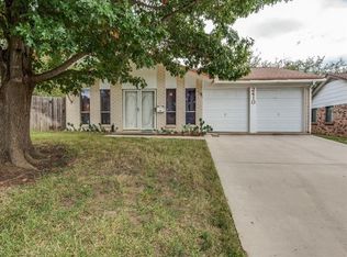 2410 Coulee St, Irving, TX 75062