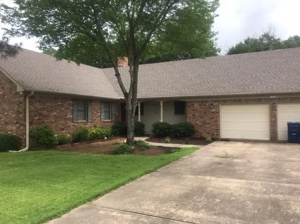 1020 Clarence Dr, Conway, AR 72034