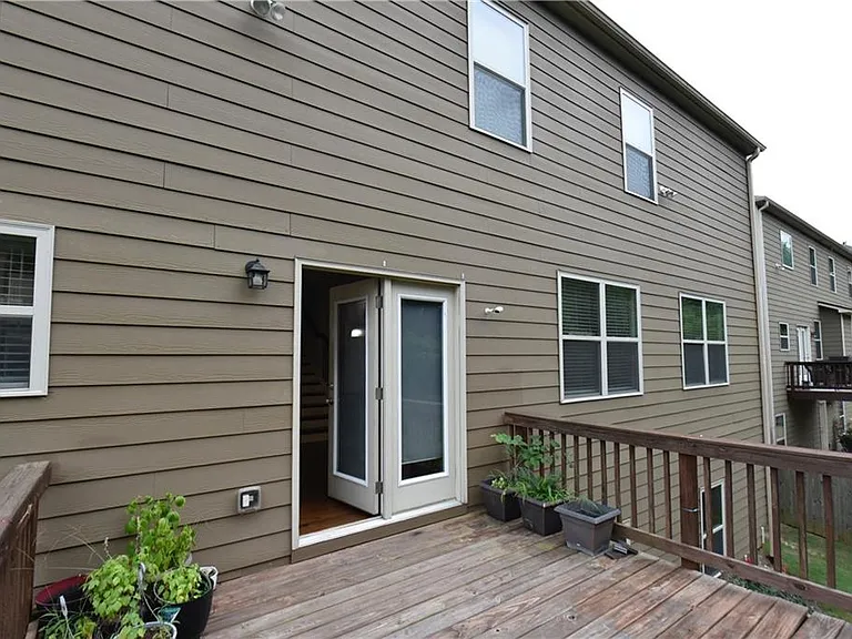 4358 Mantova Dr — Photo 32