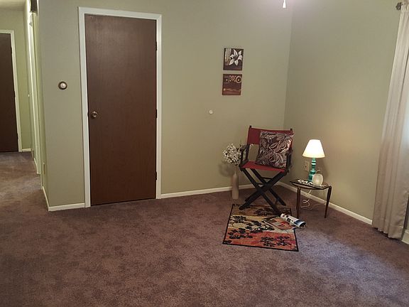 2nd image of 322 N. High