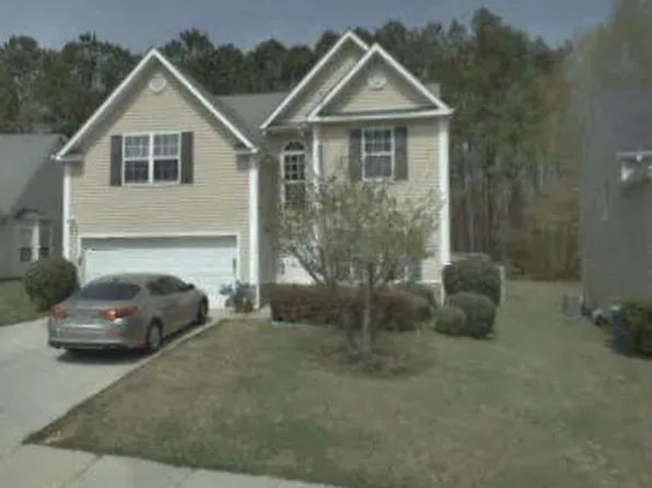 305 Shadowbrooke Cir, Loganville, GA 30052