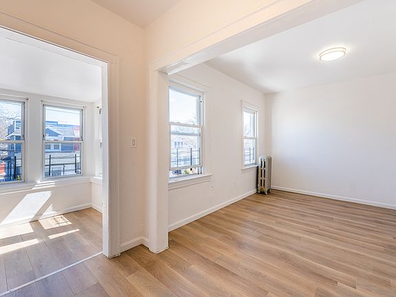 4th image of 93-04 75th St Floor 2