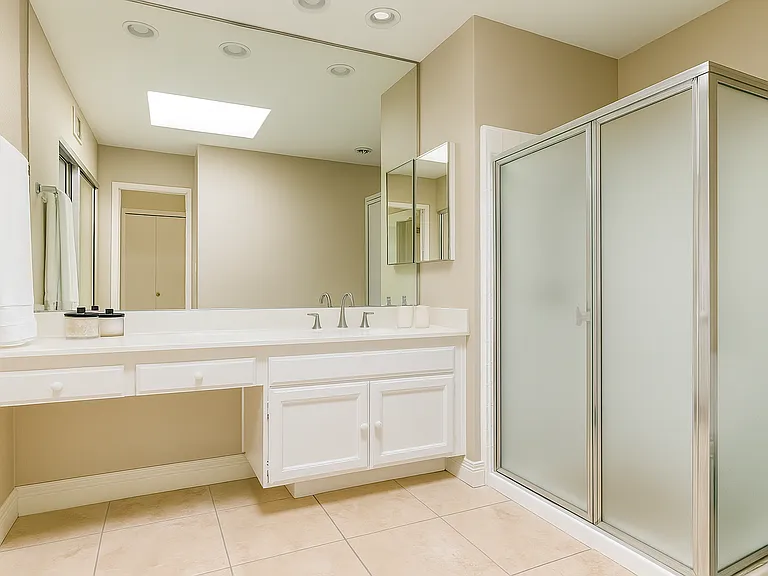 28 Palomas Dr — Photo 8