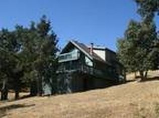 30800 Pinedale Dr, Tehachapi, CA 93561