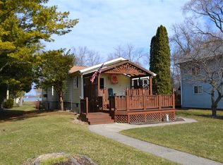 24418 Sandy Point Dr, Wind Lake, WI 53185