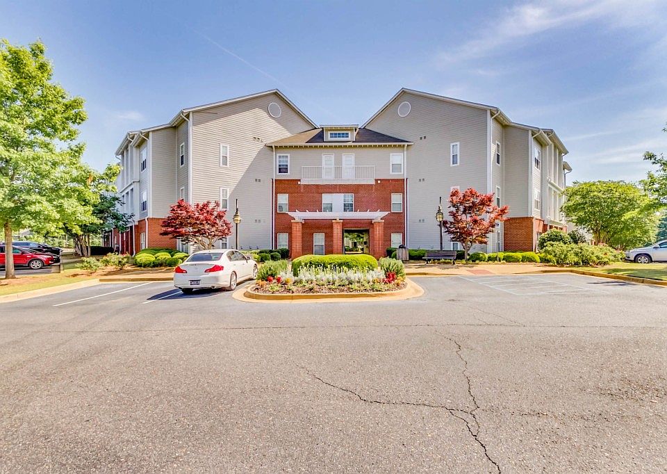 2nd image of 303 Helen Keller Blvd APT D241