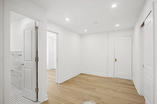 Rented by Citi Habitats | media 29