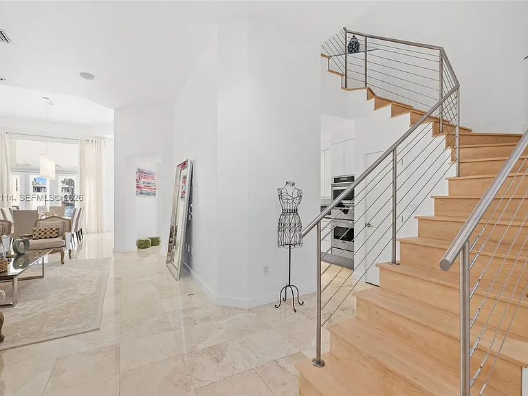 21103 NE 38th Ave — Photo 4