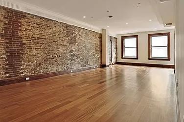 Rented by Ready Group