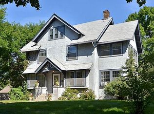 1667 Portland Ave, Saint Paul, MN 55104