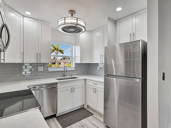 4th image of 2672 Emory Drive E Apt F