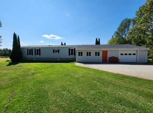 3 Stemar Dr, Etna, ME 04434