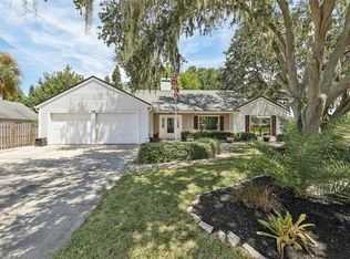 116 E Delaware St, Tavares, FL 32778