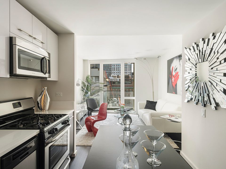 1st image of 235 E 44th St APT 6D
