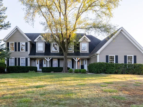 17675 W Mill Creek Crossing Dr, Gurnee, IL 60031