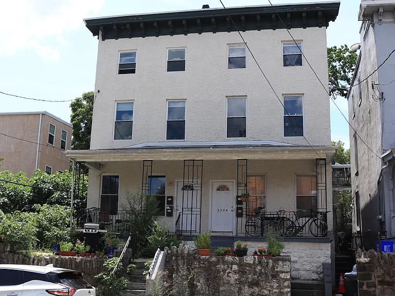 3204 Hamilton St #1 — Photo 1
