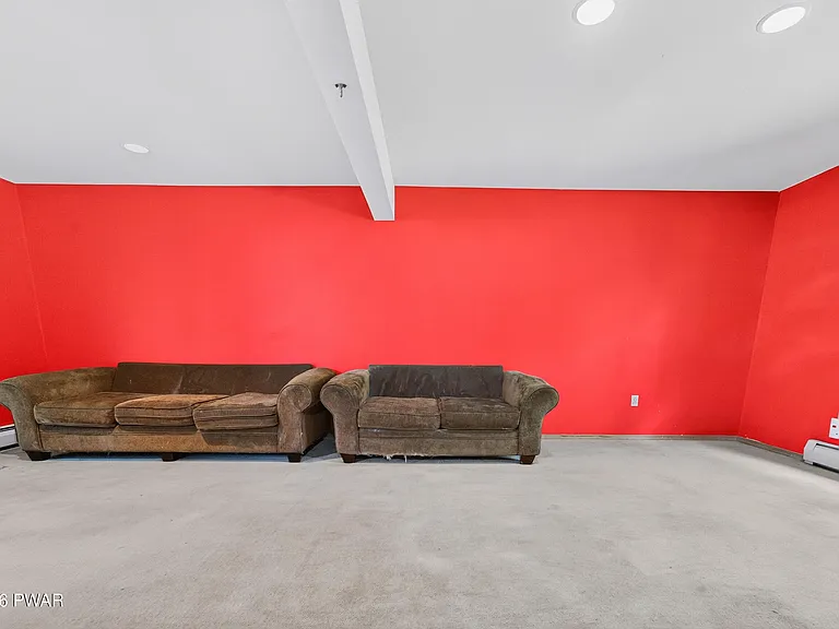 115 Blackberry Dr — Photo 32