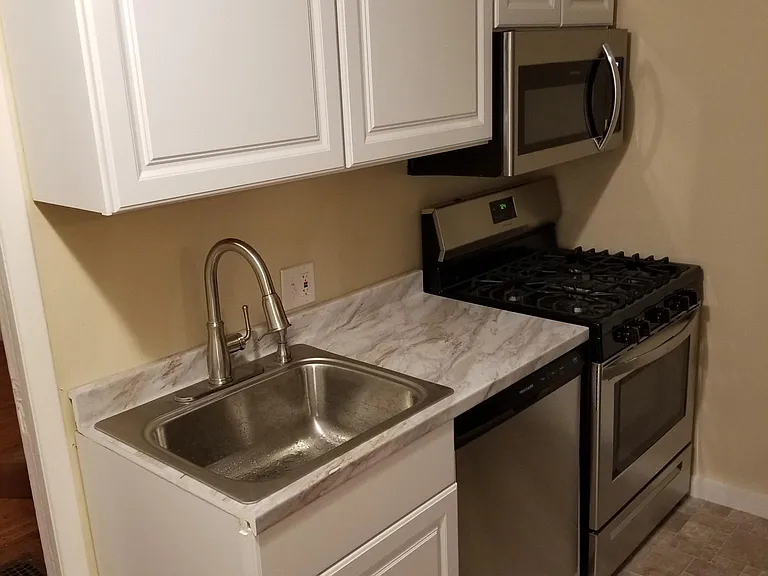 107 Edgerton St #1 — Photo 6