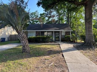 201 Birmingham Dr, Summerville, SC 29486