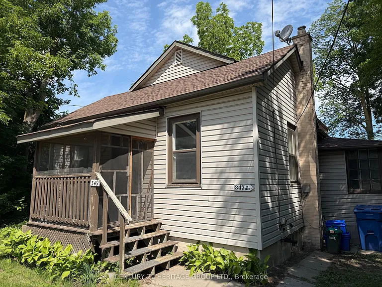 349 Eagle St — Photo 3