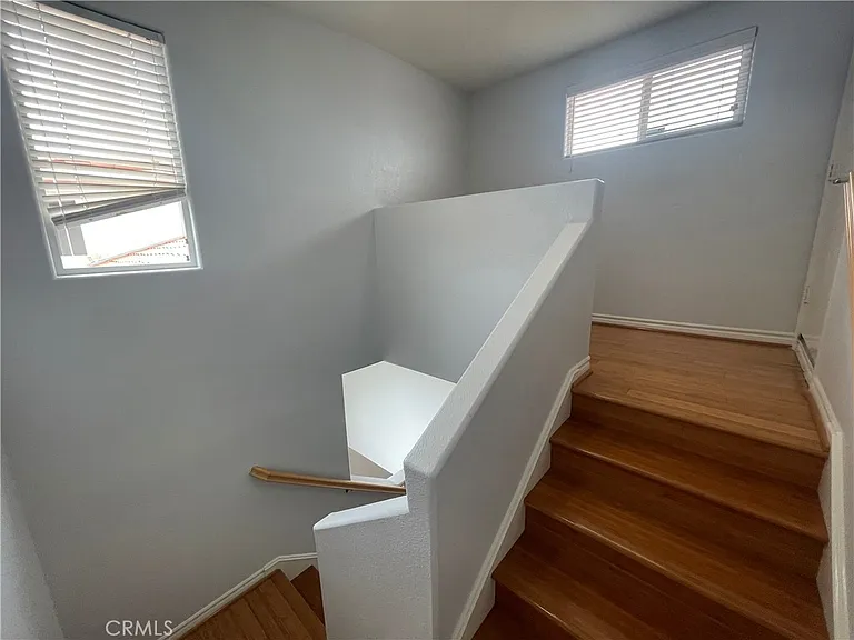 413 N Elena Ave #C — Photo 41