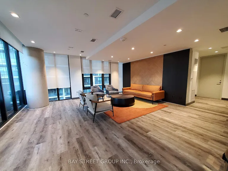 47 Mutual St #2706 — Photo 2