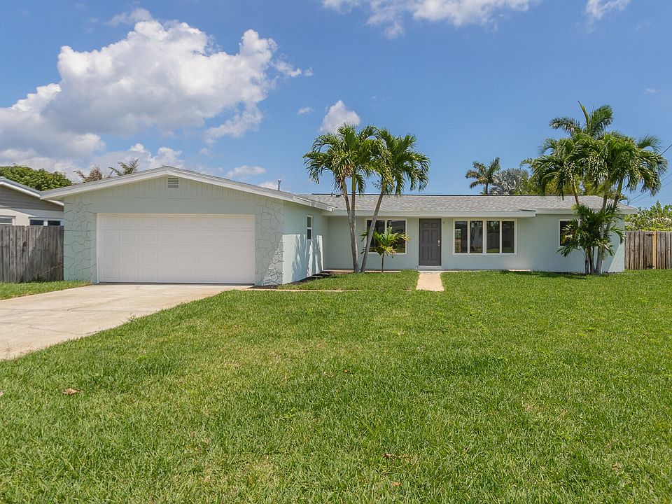 1st image of 451 Atlantis Dr