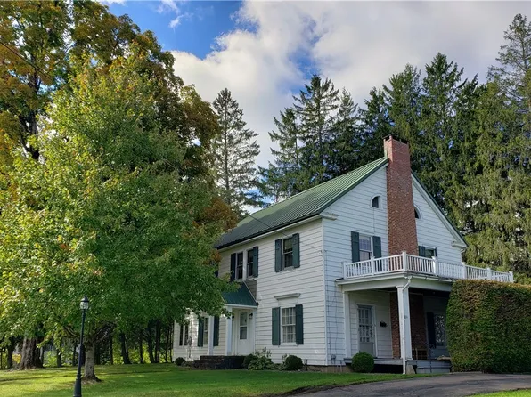 86 S Helmer Ave, Dolgeville, NY 13329