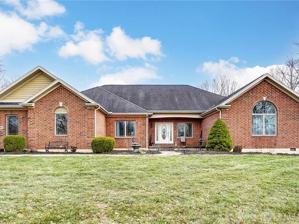 4088 Coury Ln, Dayton, OH 45424