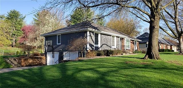 1st image of 602 Woodcrest Dr