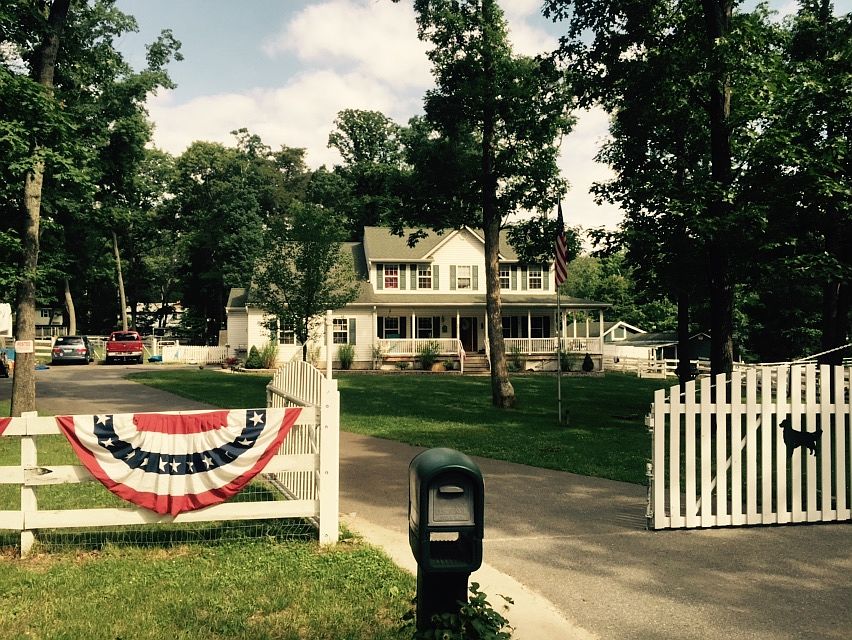 1st image of 8012 Harpers Ln