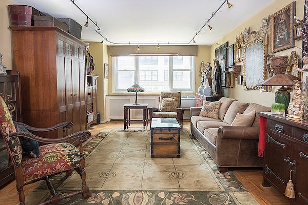 1st image of 61 7th Ave #5P