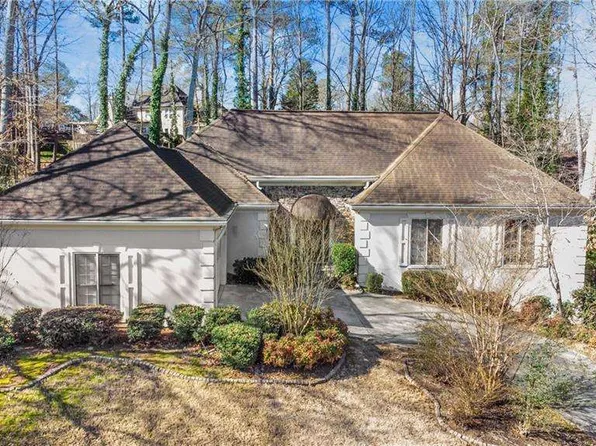 2407 Caylor Hill Pointe NW, Kennesaw, GA 30152