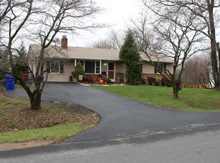12433 Dancrest Dr, Clarksburg, MD 20871
