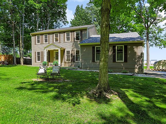 2nd image of 19515 Ethan Allen Ln