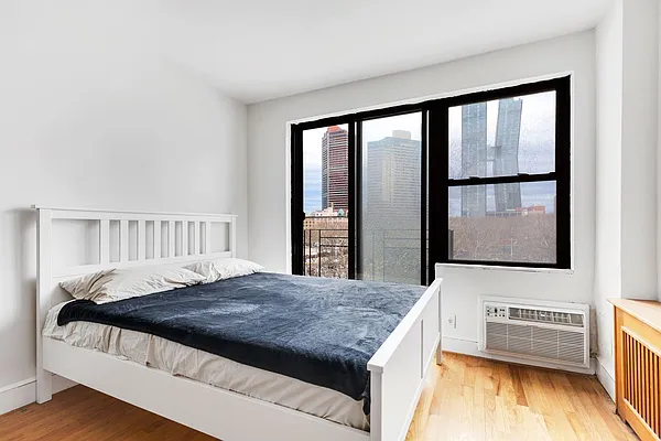 Rented by Cooper & Cooper Real Estate | media 1