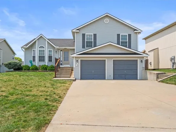 8516 N Arcola Ave, Kansas City, MO 64153