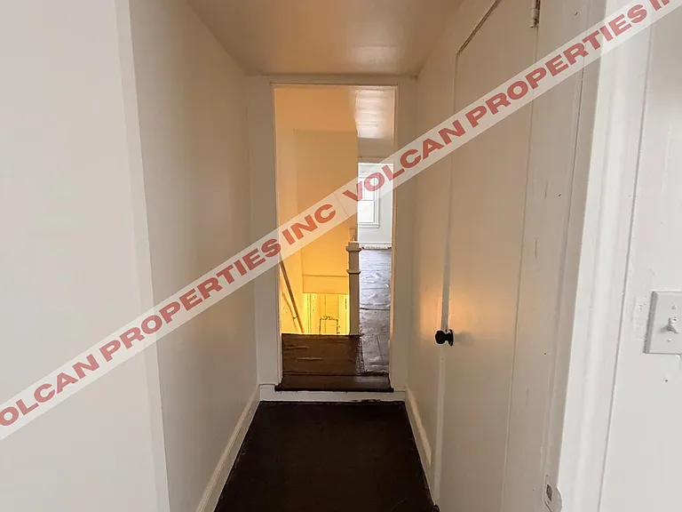 695 Pearl St #2 — Photo 7