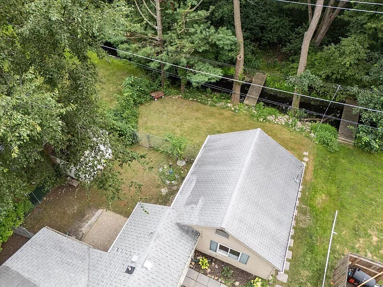 9535 Listeria St — Photo 15