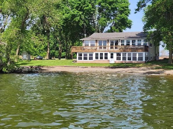 8423 123rd Ave SE, Lake Lillian, MN 56253