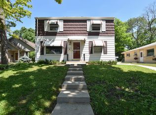 9466 W Mitchell St, West Allis, WI 53214