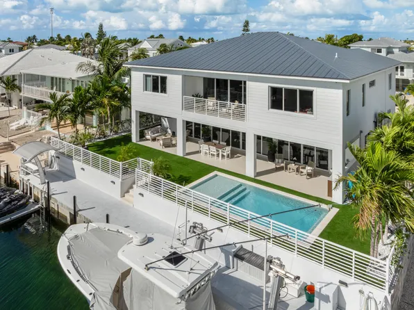 88 W Plaza Del Lago, Lower Matecumbe Key, FL 33036