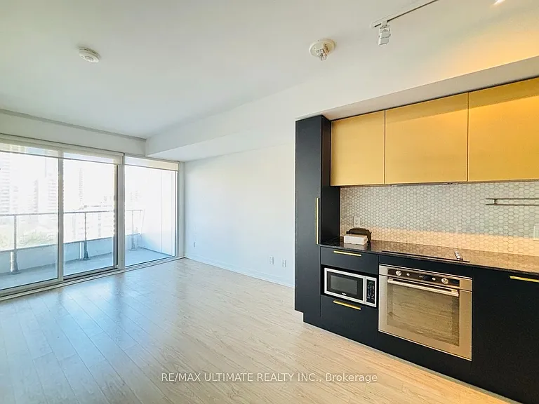 85 Wood St #1508 — Photo 9