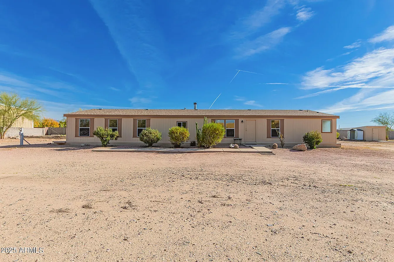 4 bed, 2184 sqft, $3,247 — Photo 1