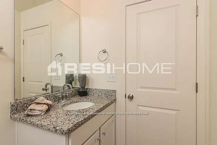 743 Chandler Way — Photo 15