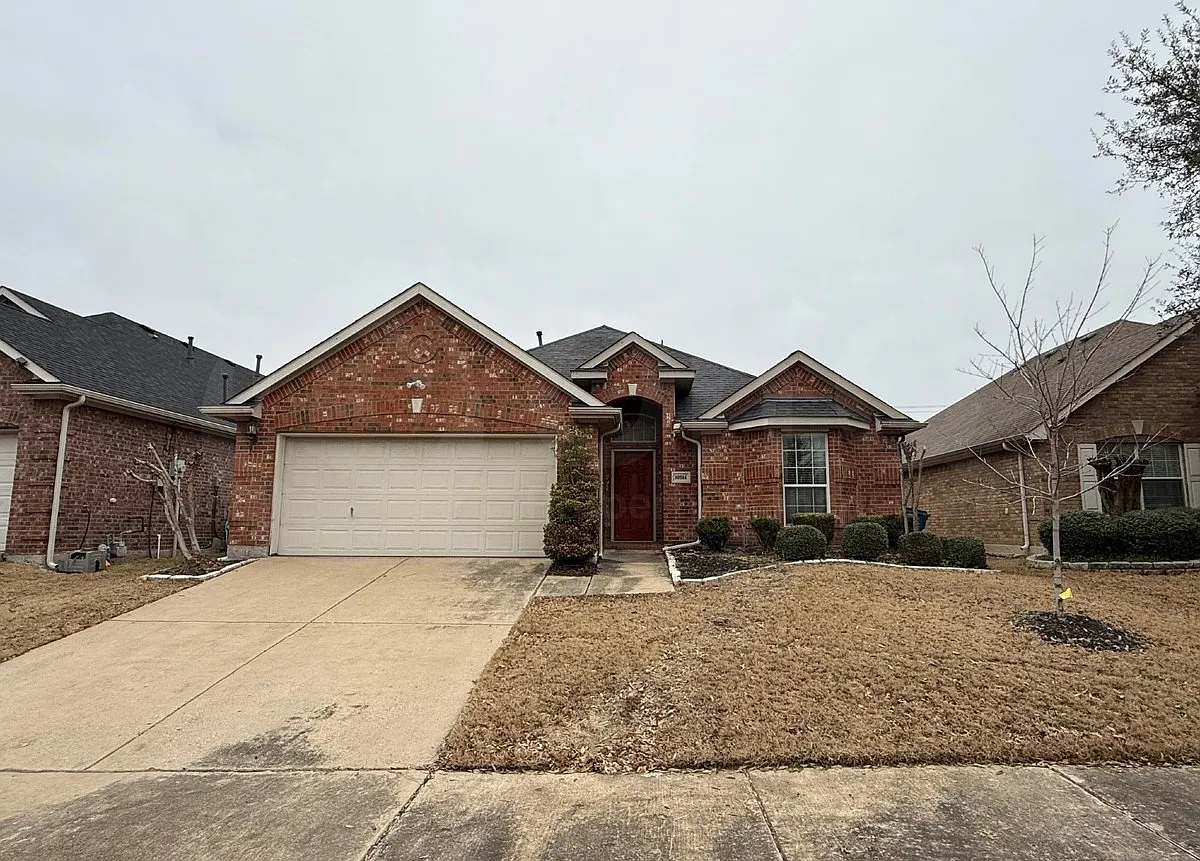 3 bed, 2.0 bath, 1750 sqft, $2,225 — Photo 1